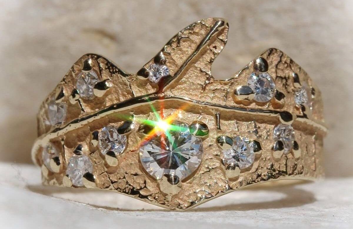 Bague Jours Heureux Constellation - or champagne - onze diamants -texture feuille - Collection « Nos Inspirations