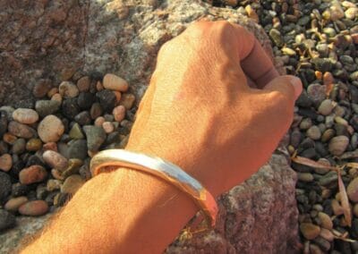 Bracelet Esprit Vaillant - argent - texture martelée - Atelier du Soleil Fou