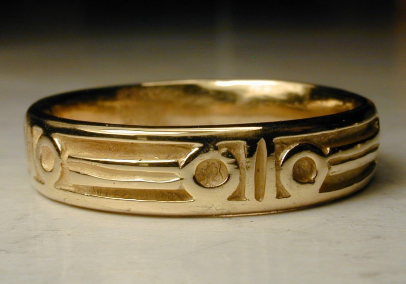 alliance de mariage anneau médiéval Fête des corps or jaune création originale