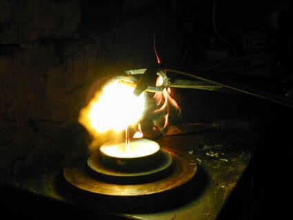 Fondre l'or - Atelier du Soleil Fou